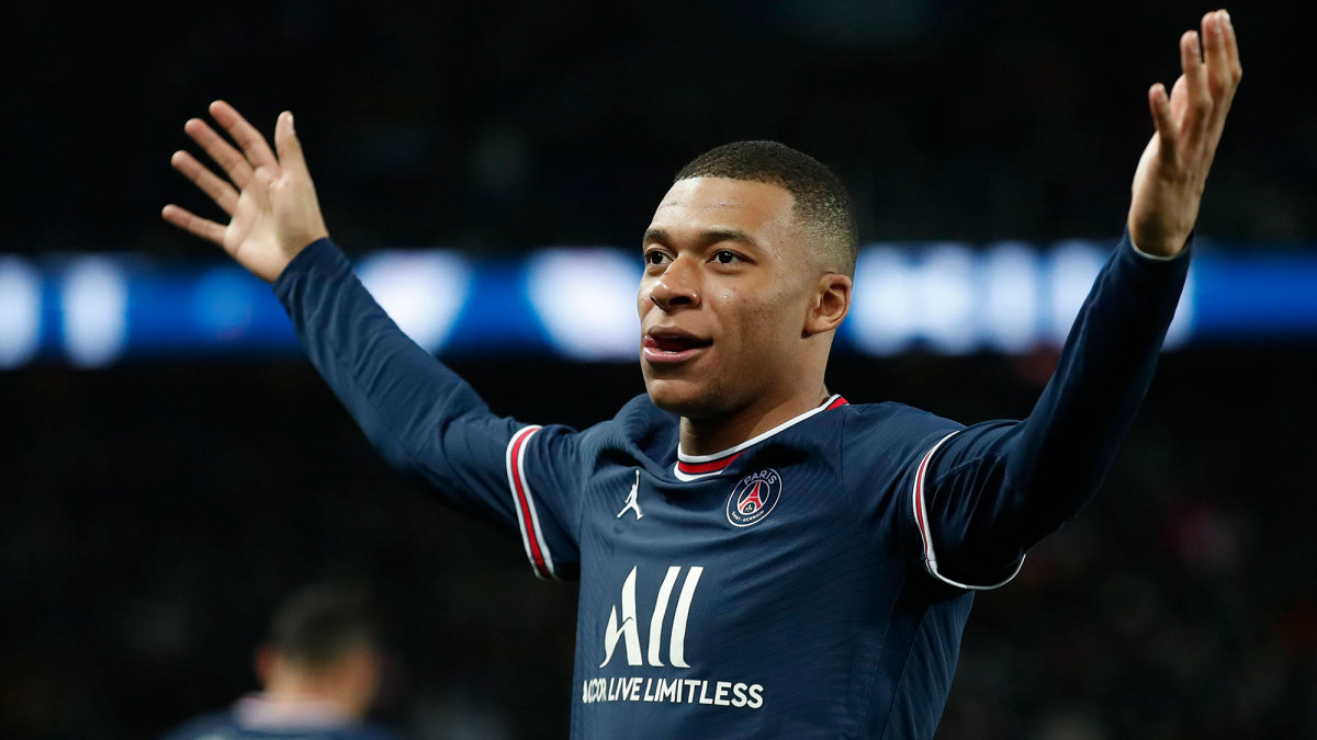 Kylian Mbappe Reveals He’s Staying at PSG, Snubbing Real Madrid, per Reports