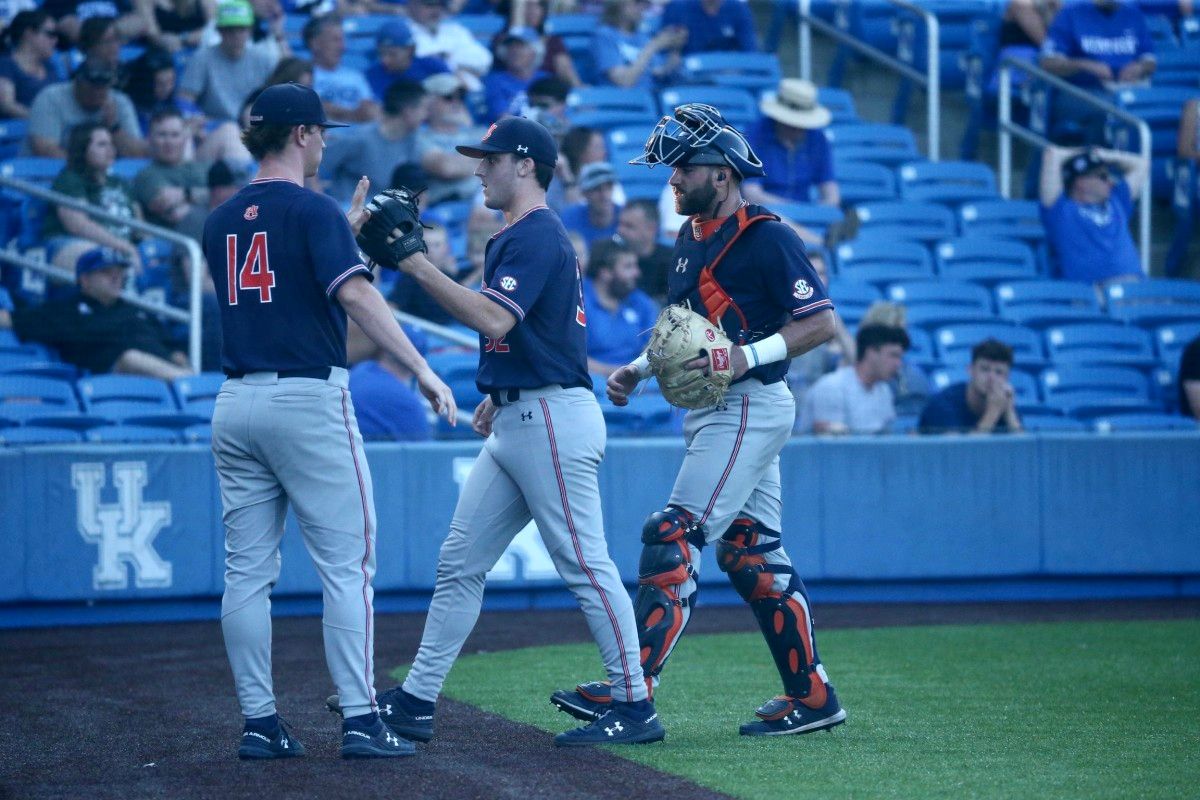 Auburn baseball vs the Kentucky Wildcats.
