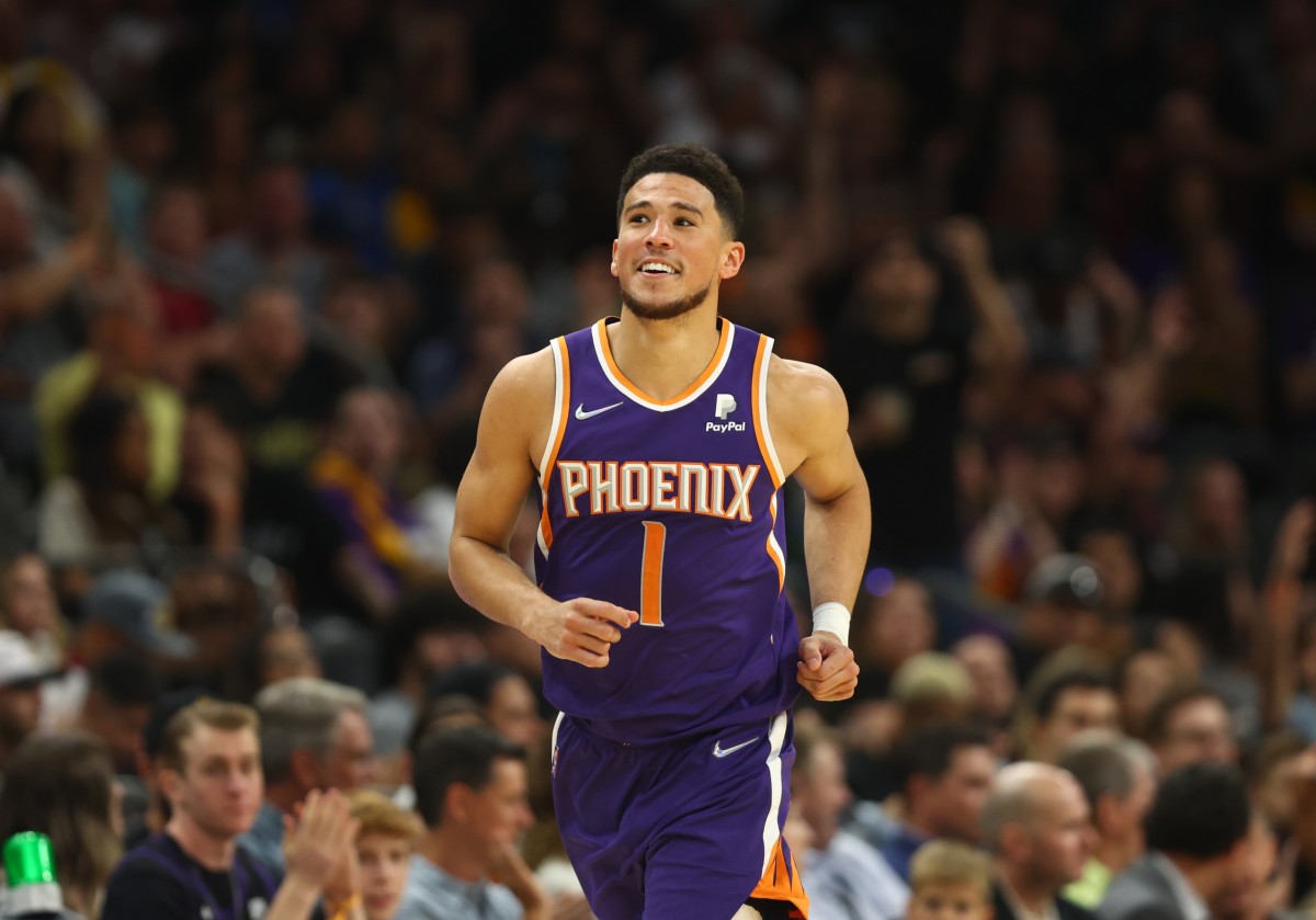 NBA Scores: Devin Booker continues to show he's the NBA's top shooting  guard 