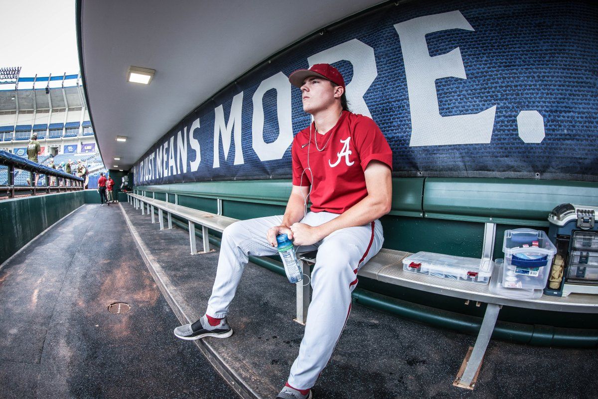 Raindrops Can't Cool Off Alabama in SEC Tournament Opener - Vimarsana News