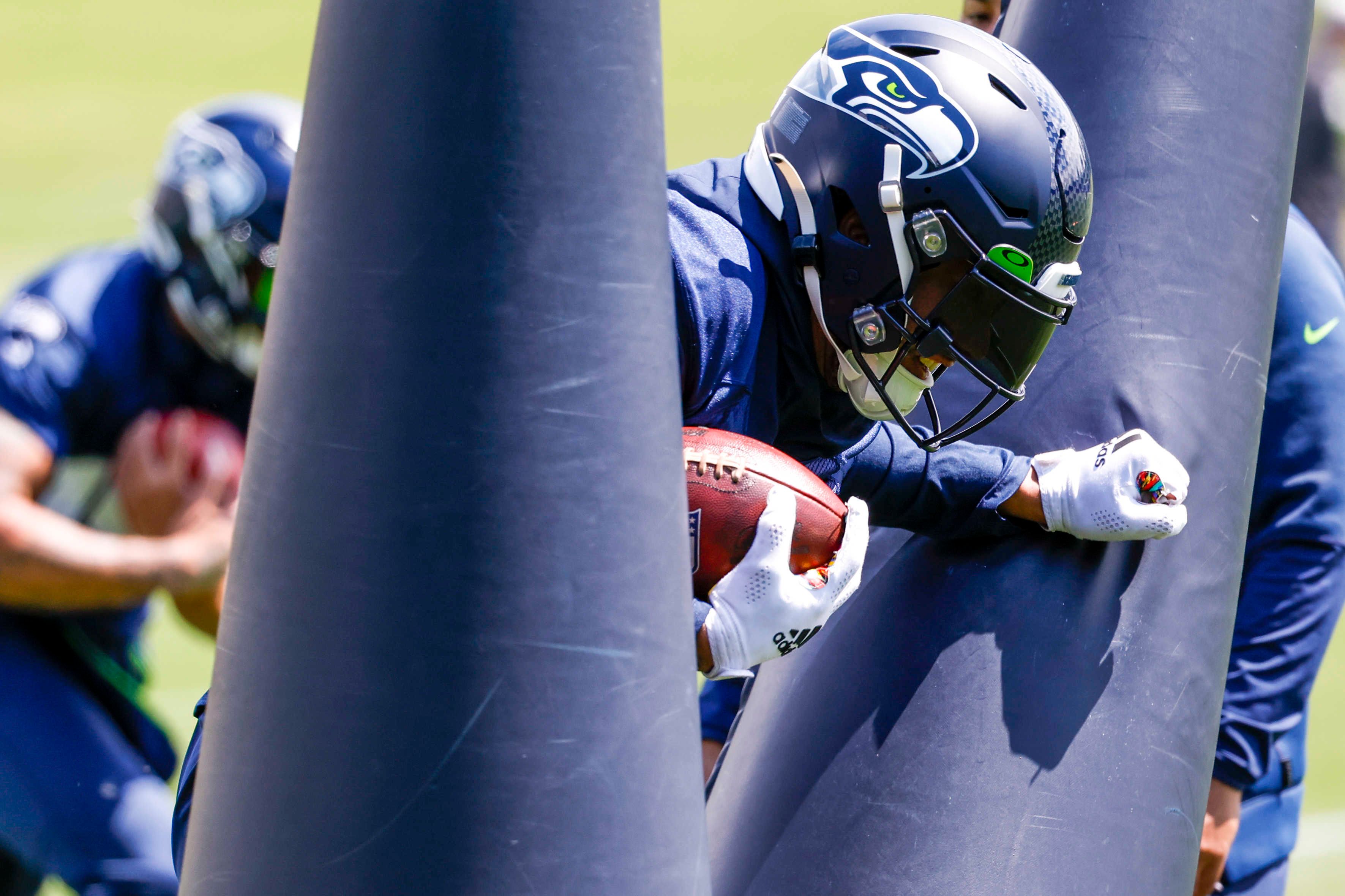 Cade Johnson Should Not Be Overlooked in Seattle Seahawks' Receiver Competition - Sports Illustrated Seattle Seahawks News, Analysis and More - Vimarsana News