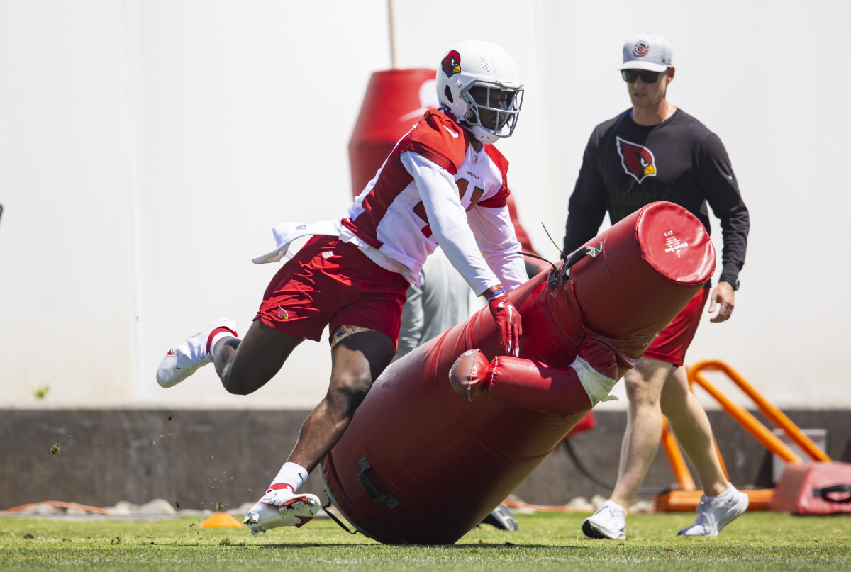 Watch Myjai Sanders Mic'd up at Arizona Cardinals' OTAs All Bearcats