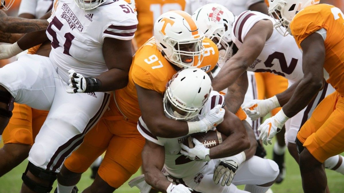 Graduate Transfer DL Darel Middleton Visiting Florida Gators Thursday - Sports Illustrated Florida Gators News, Analysis and More - Vimarsana News