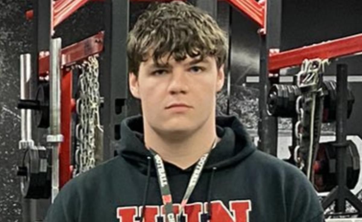 2023 OT Zachary Aamland Chooses Illinois - Vimarsana News