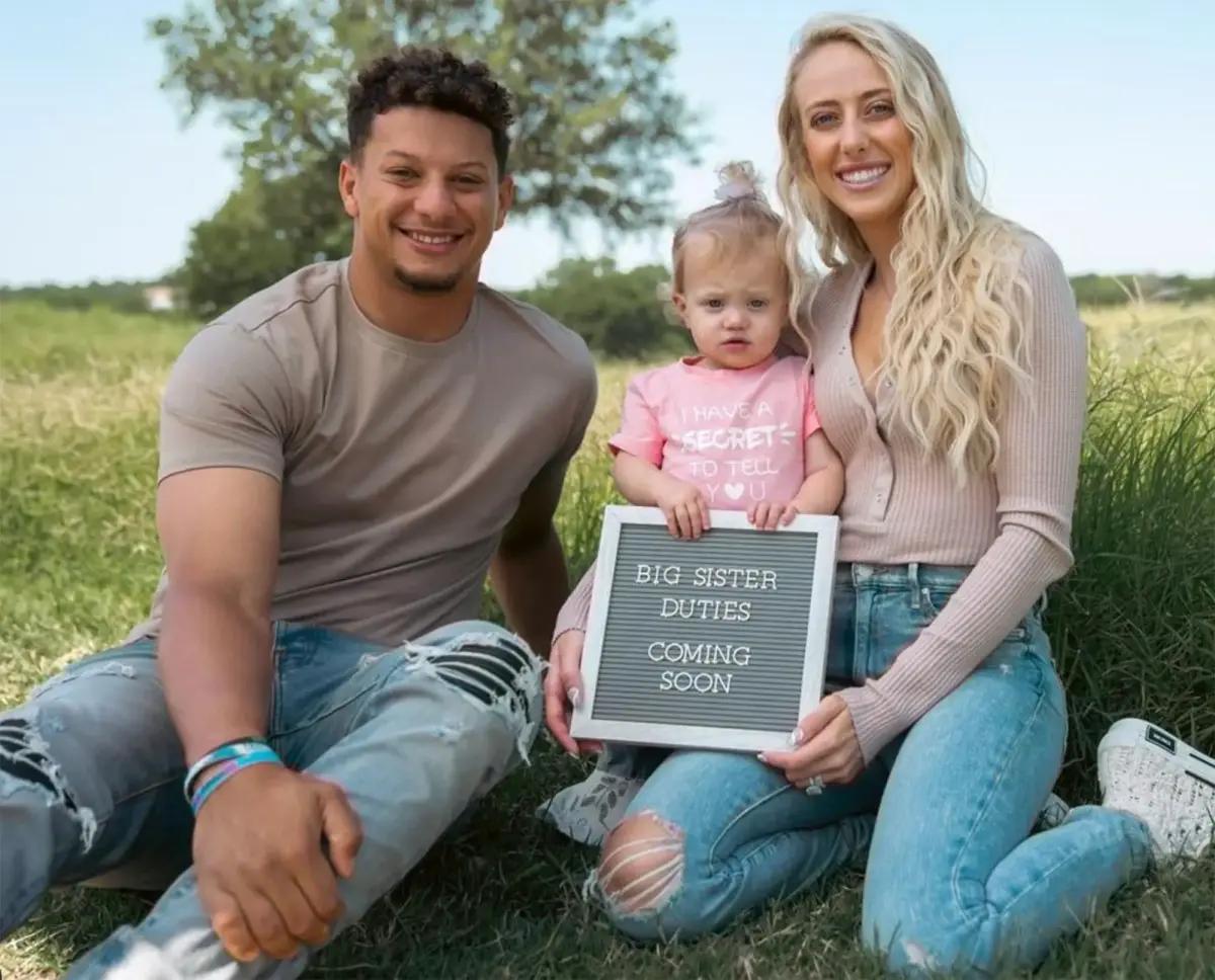 Former Red Raiders QB Patrick Mahomes, Wife, Expecting Again Red
