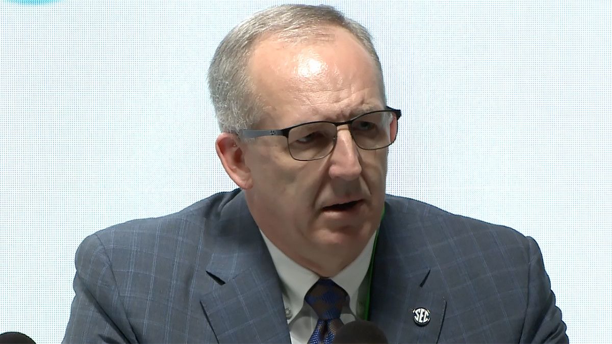 031120-Greg Sankey-01
