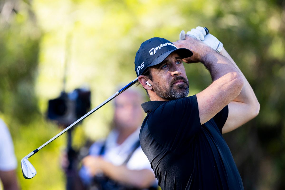 Aaron Rodgers Watches His Hit
