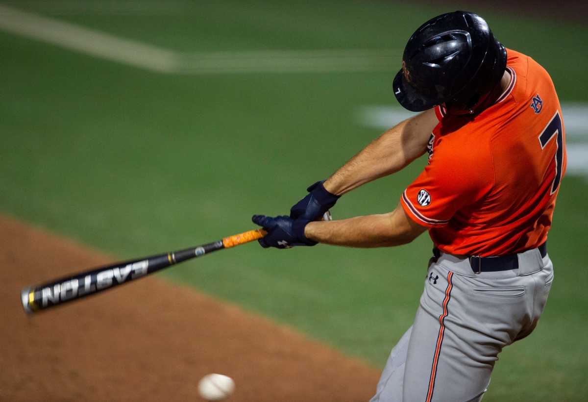 Auburn Tigers infielder Cole Foster (7) swings at the ball during the NCAA regional baseball tournament at Plainsman Park in Auburn, Ala., on Saturday, June 4, 2022. Auburn Tigers defeated Florida State Seminoles 21-7.
