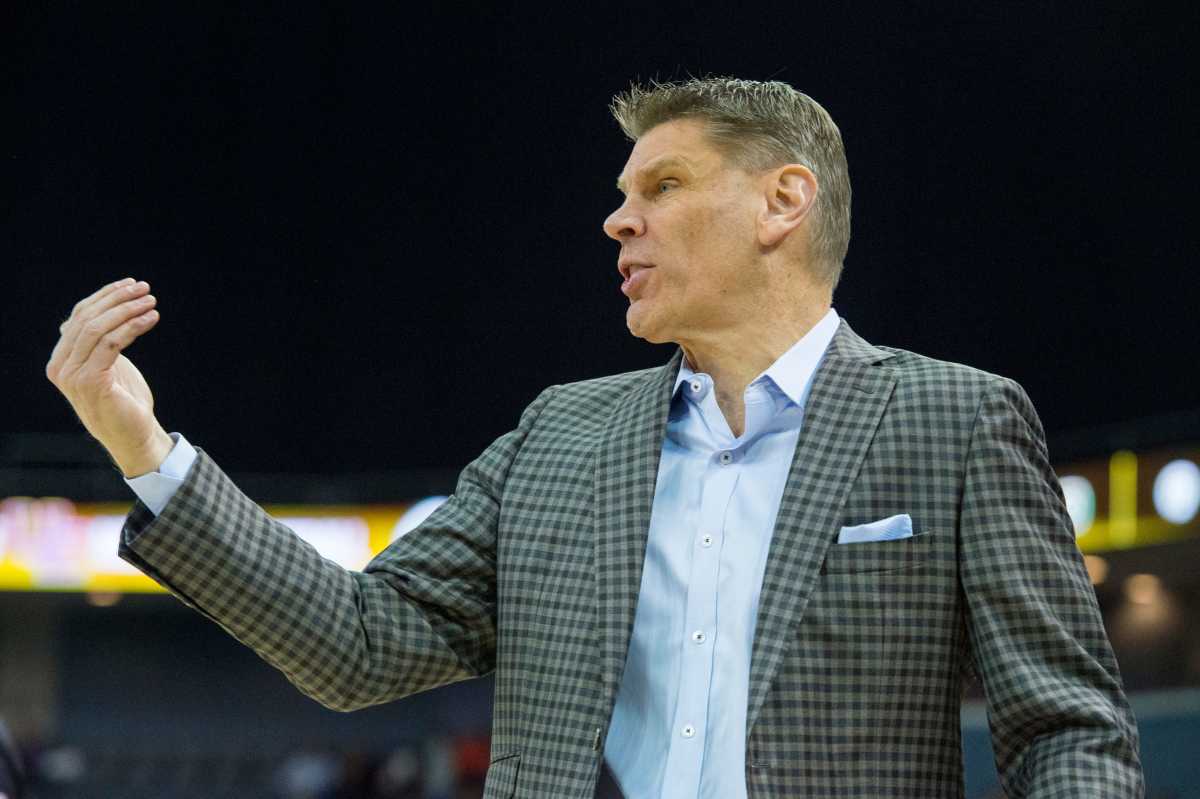 Loyola Chicago's Porter Moser named new Oklahoma Sooners head coach