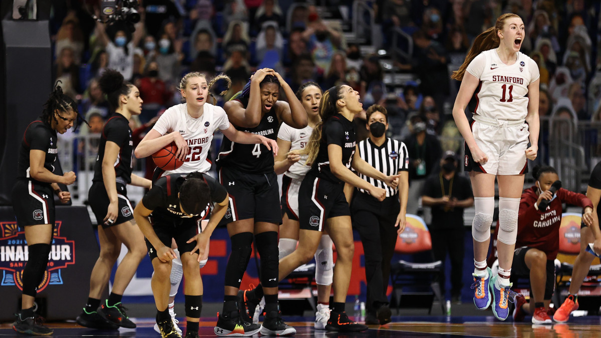 Stanford survives South Carolina in a Final Four classic