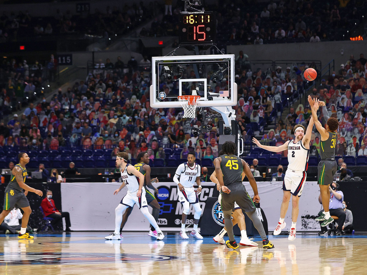 Teague hit two of three from deep as the Bears bombed Gonzaga all night long.