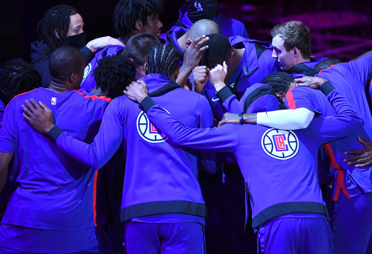 Jan 20, 2021; Los Angeles, California, USA; Los Angeles Clippers players huddle before the game against the Sacramento Kings at Staples Center. Mandatory Credit: Jayne Kamin-Oncea-USA TODAY Sports
