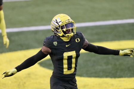 Deommodore Lenoir - Inside Cornerback Oregon Ducks Scouting Report - Vimarsana News