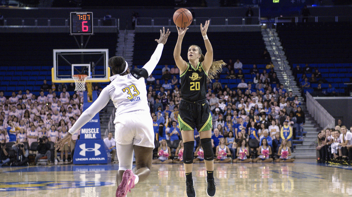 Ionescu had more triple doubles as a Duck than any other college player.