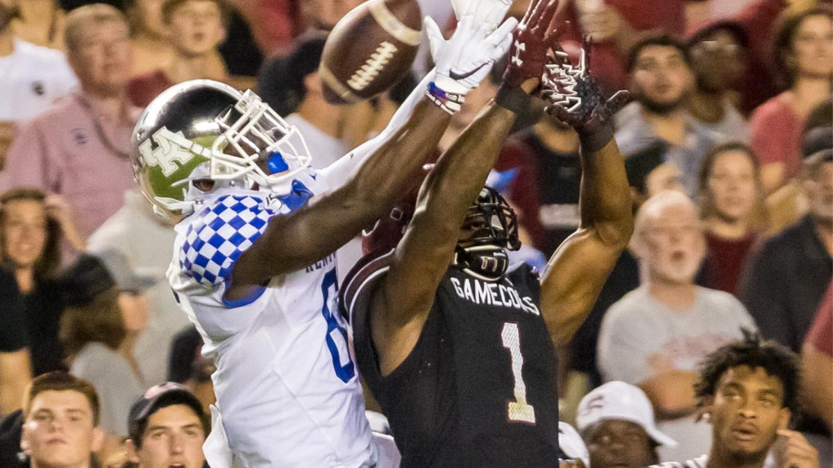 South Carolina Gamecocks defensive back Jaycee Horn (1) defends a pass intended for Kentucky Wildcats wide receiver Josh Ali (6) at Williams-Brice Stadium.