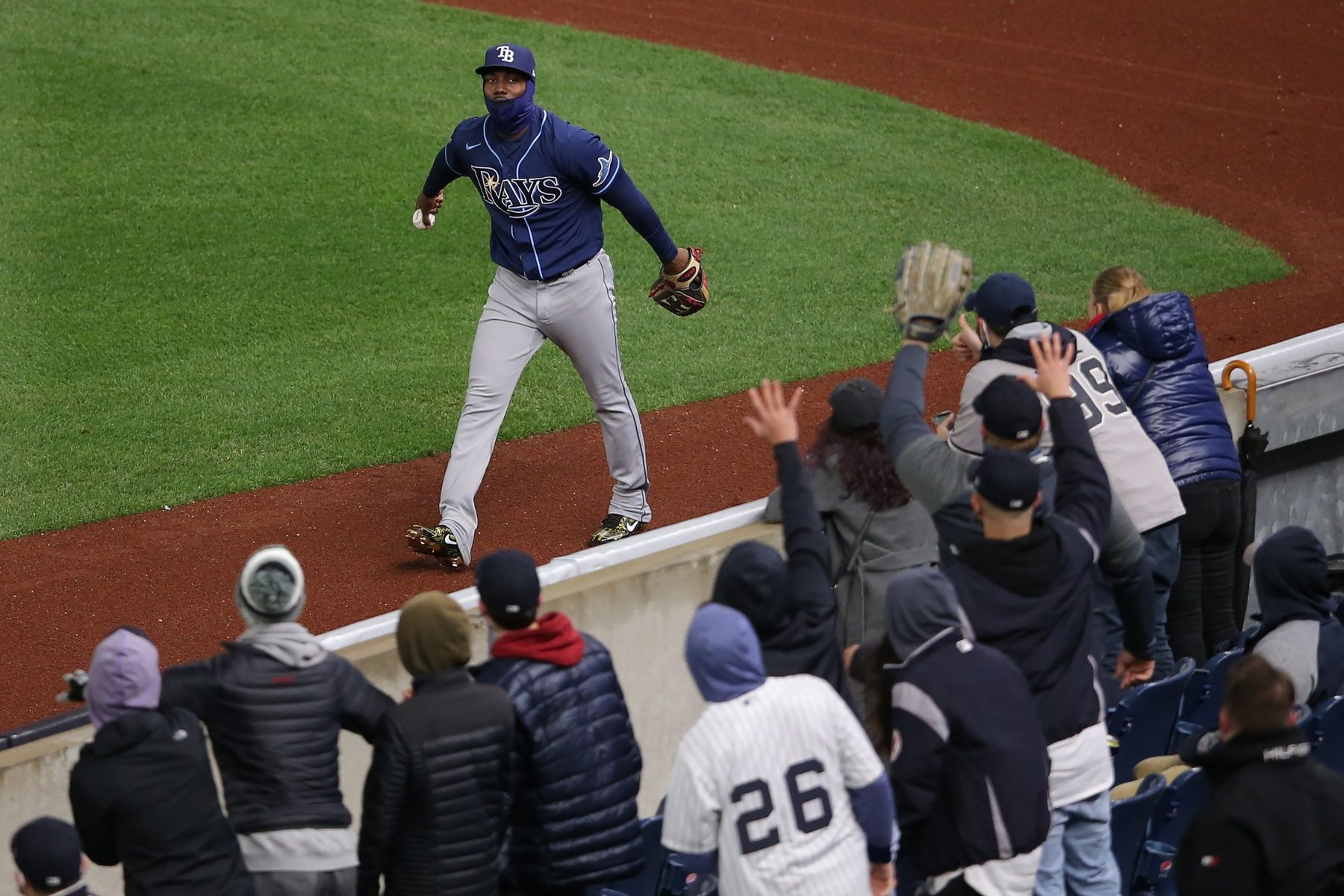 New York Yankees live updates vs. Tampa Bay Rays - Sports Illustrated NY Yankees News, Analysis and More - Vimarsana News