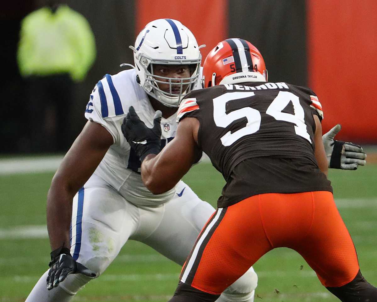 Indianapolis Colts offensive tackle Le'Raven Clark (62) faces Cleveland Browns defensive end Olivier Vernon (54) during the third quarter of the NFL week 5 game at First Energy Stadium in Cleveland, Ohio, on Sunday, Oct. 11, 2020. The Browns won, 32-23. Indianapolis Colts At Browns At First Energy Stadium In Nfl Week 5 Cleveand Ohio Sunday Oct 11 2020
