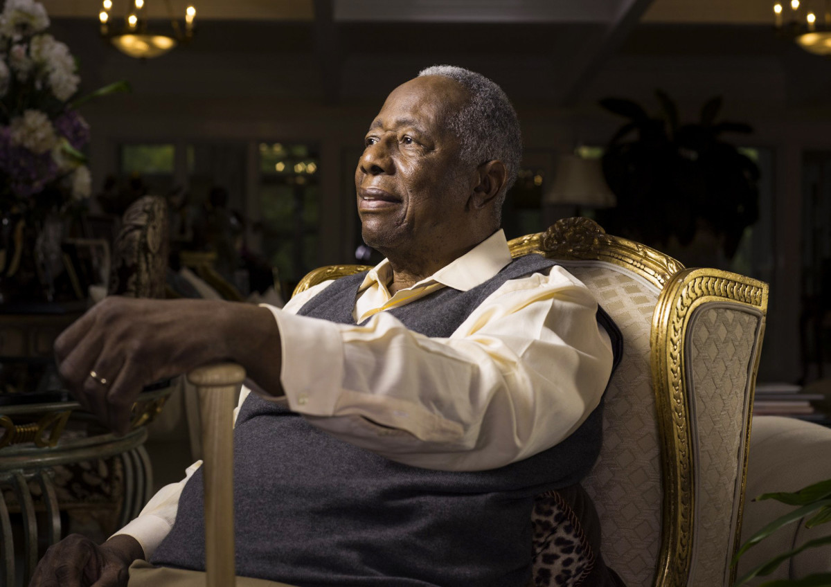 hank-aaron-portrait
