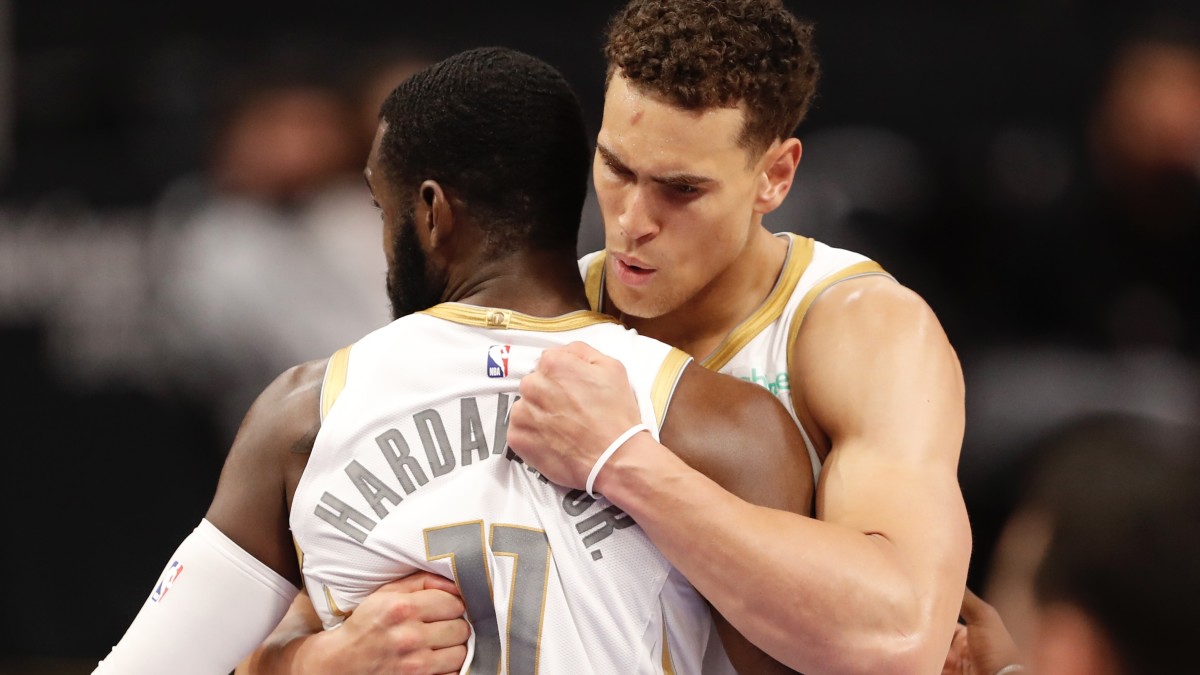 Tim Hardaway Jr. Scores CareerHigh 42 Points As Mavs Beat Pistons 115