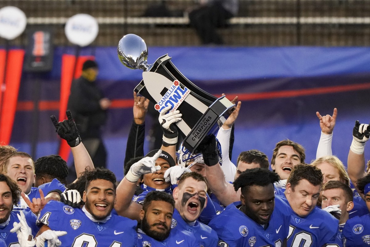 Raiders Add Buffalo EDGE Rusher Malcolm Koonce - Sports Illustrated Las Vegas Raiders News