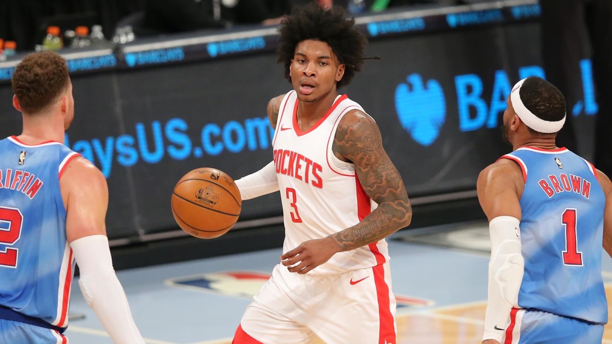 Houston Rockets shooting guard Kevin Porter Jr. dribbles the ball