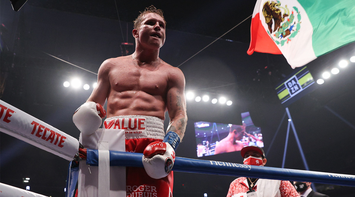 Canelo Álvarez looks to continue his undefeated streak against Billy Joe Saunders.