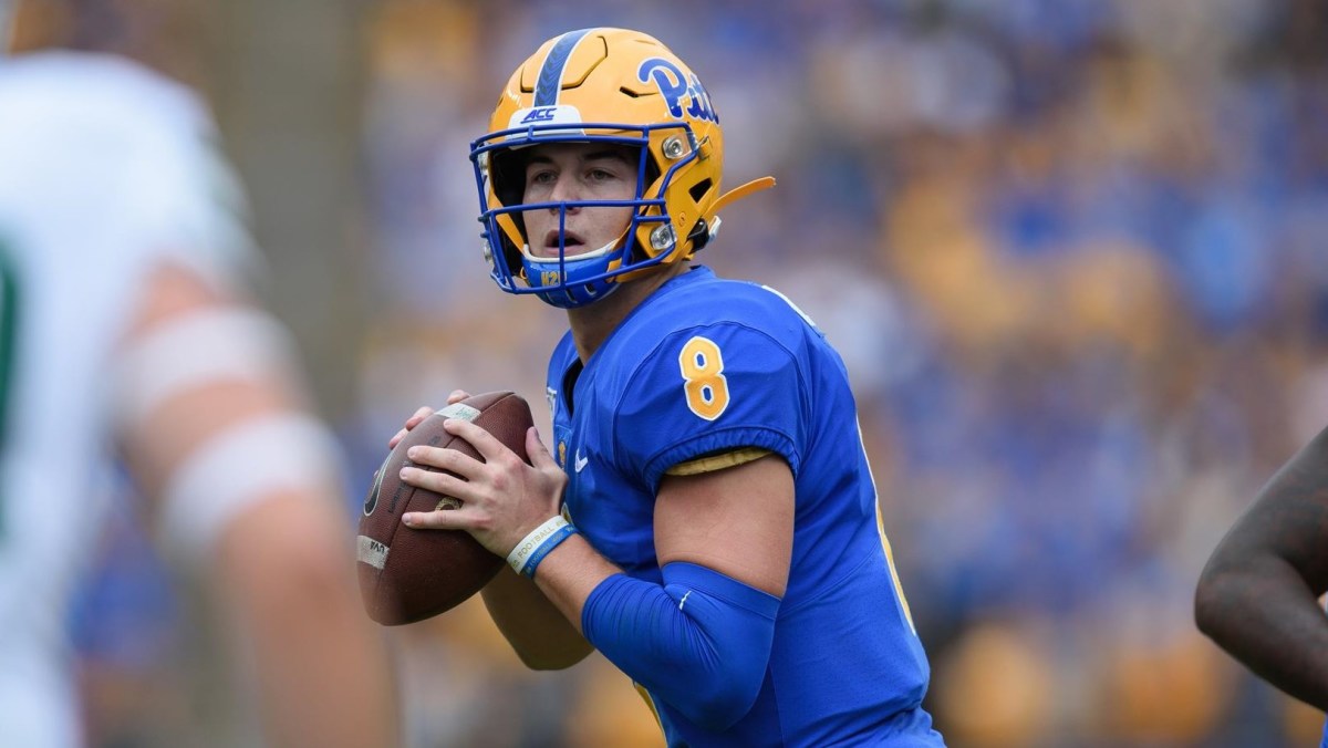 The Top Quarterback Prospects in the 2022 NFL Draft Class - The NFL