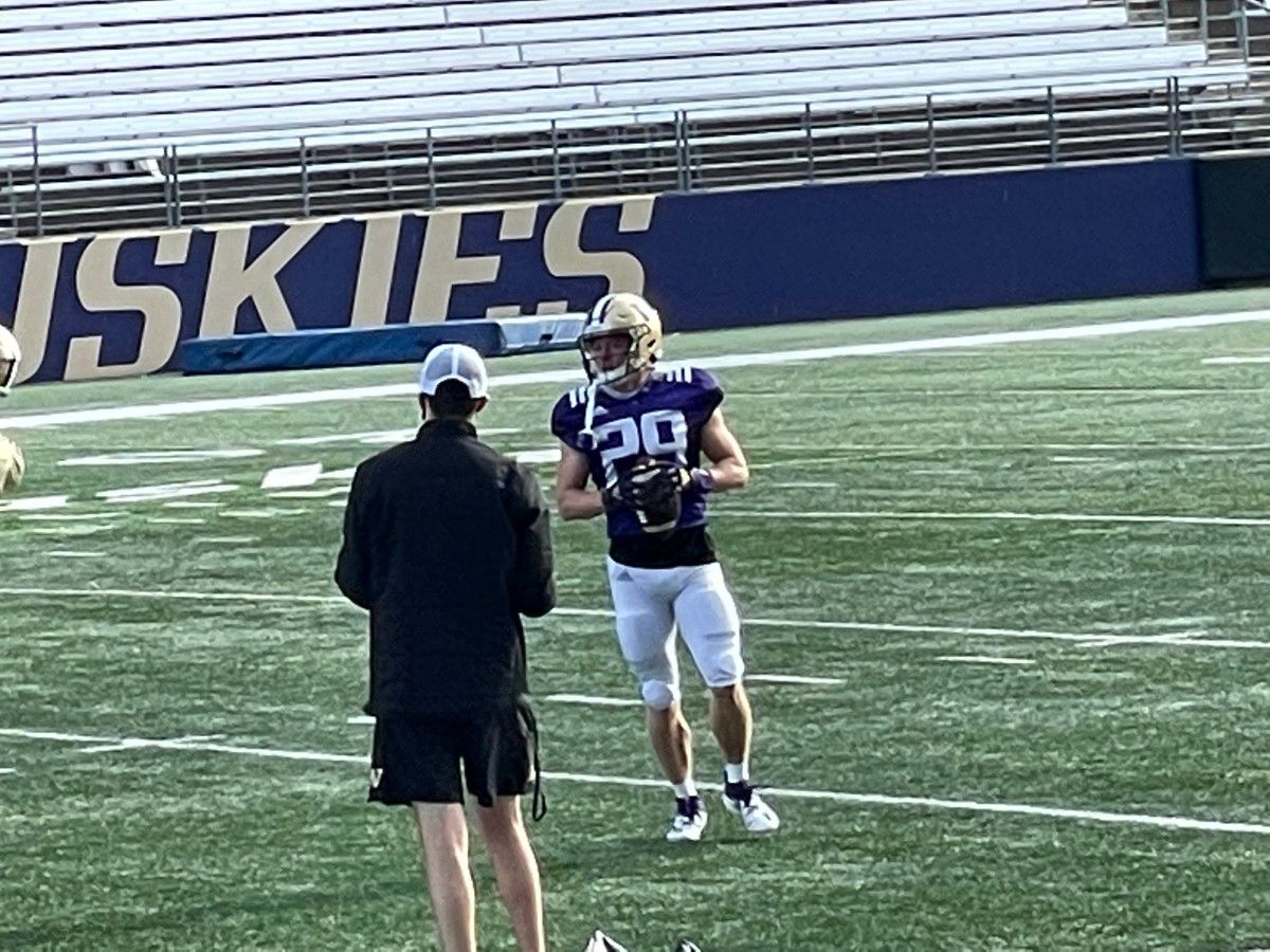 Brennan Holmes took part in UW spring drills.