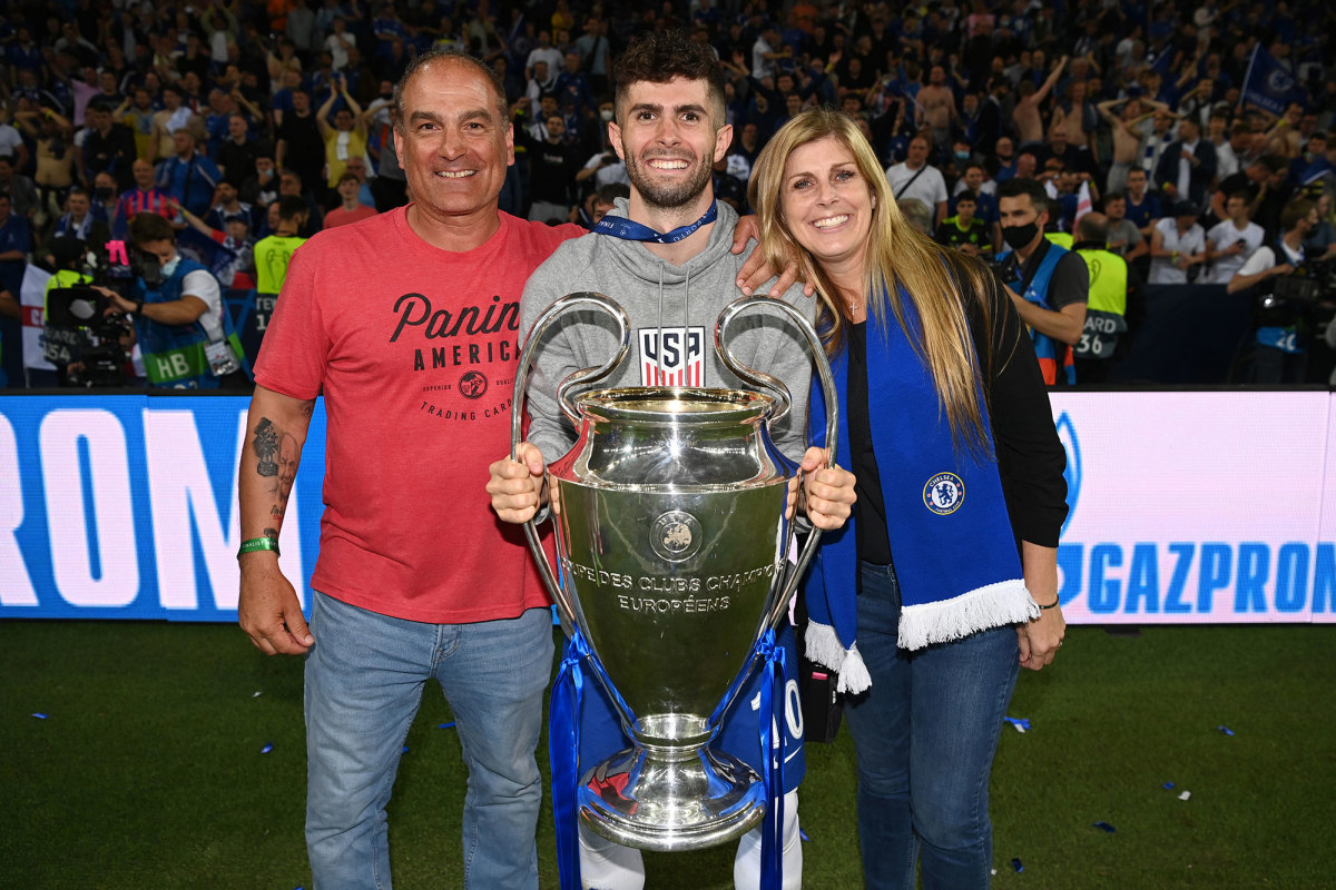 Christian Pulisic wins the Champions League with Chelsea