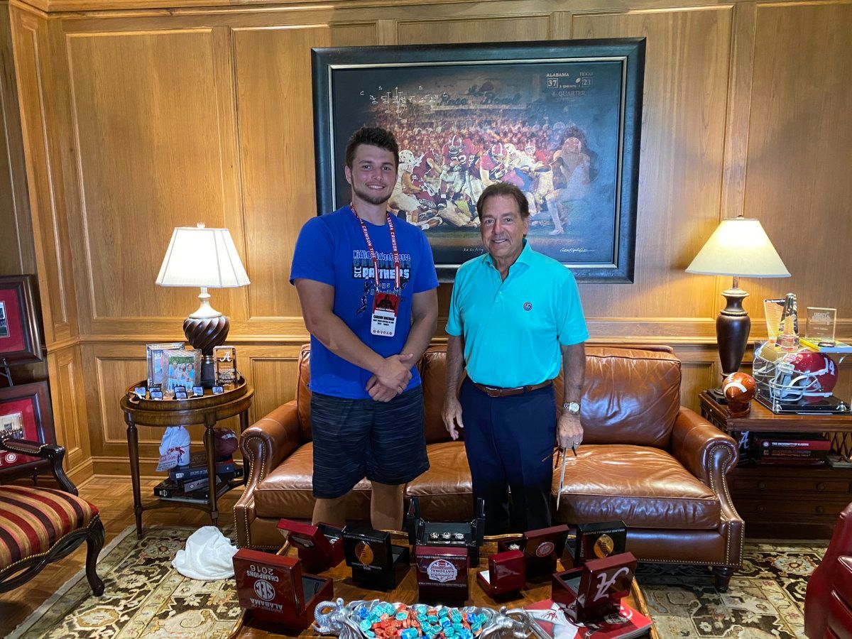 2022 OL Carson Hinzman Recaps First Visit to Alabama: "I Definitely Want to Come Back" - Vimarsana News
