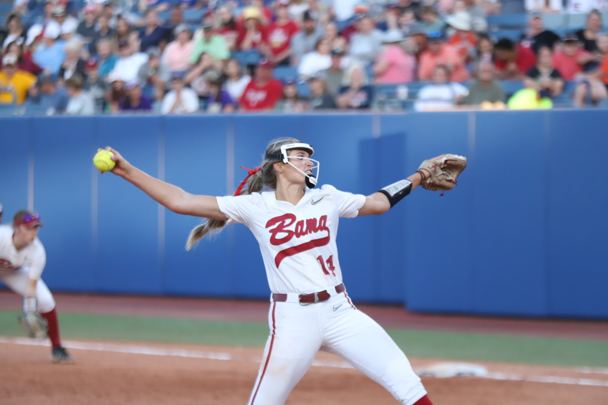 Montana Fouts WCWS vs. Arizona 2021