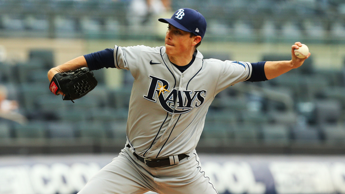 Rays' Ryan Yarbrough throws a pitch