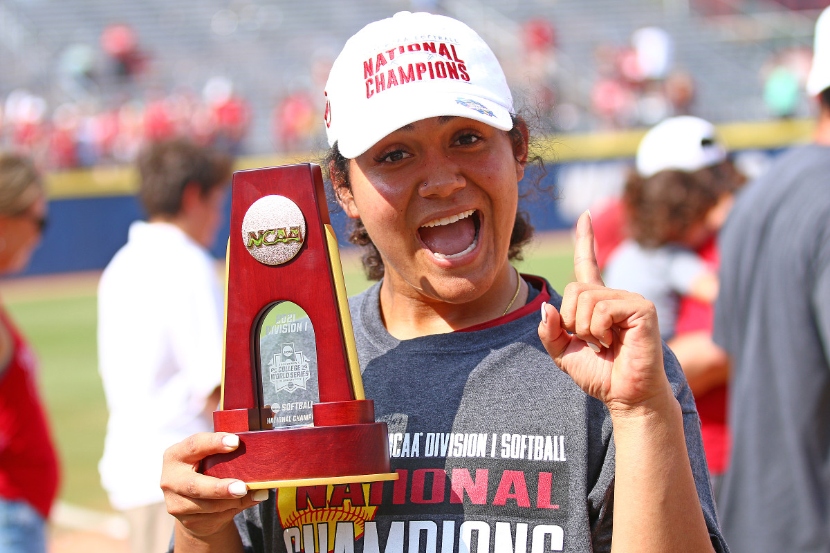 Jocelyn Alo, national player of the year ... and national champion