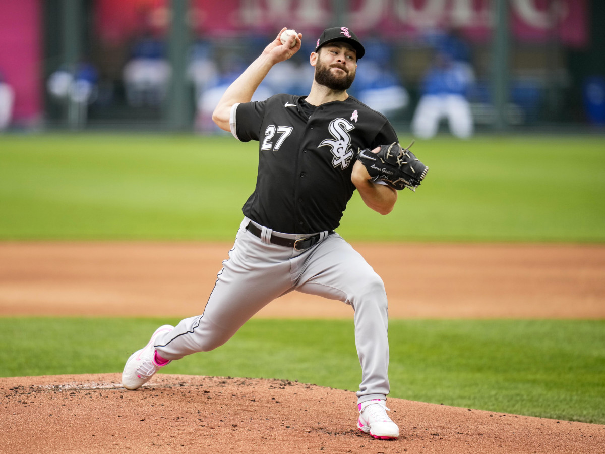 May 9, 2021; Kansas City, Missouri, USA; Chicago White Sox starting pitcher Lucas Giolito (27) pitches against the Kansas City Royals during the first inning at Kauffman Stadium.