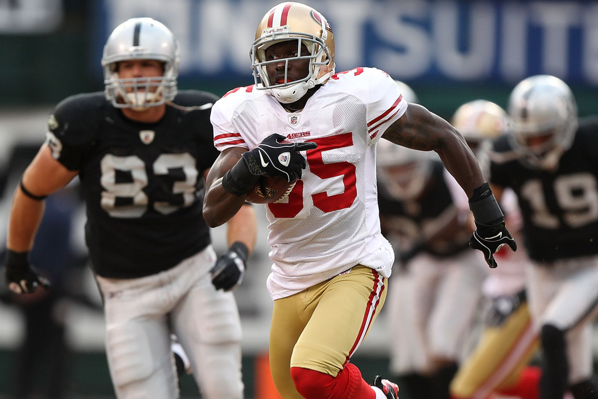 ...And in 2010 with the 49ers, where Phillips suffered a gruesome ankle injury.