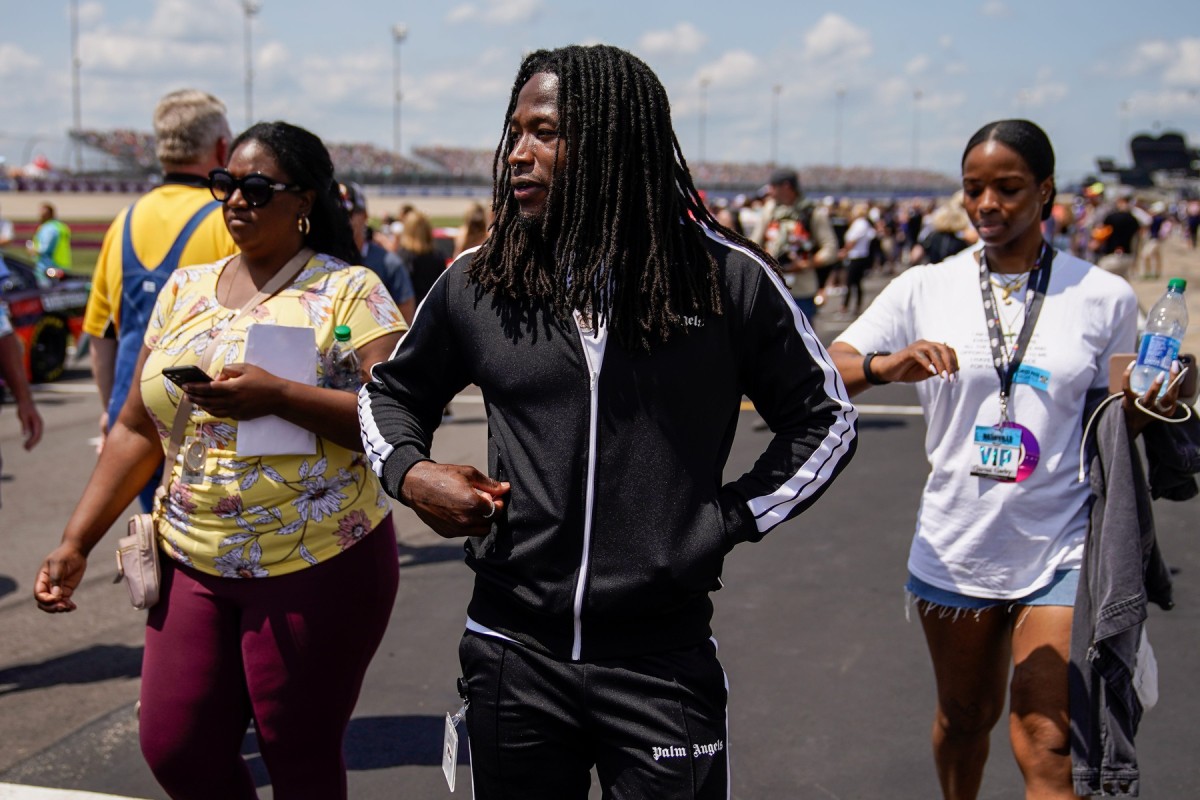 Saints All-Pro RB Alvin Kamara tours Ally 400