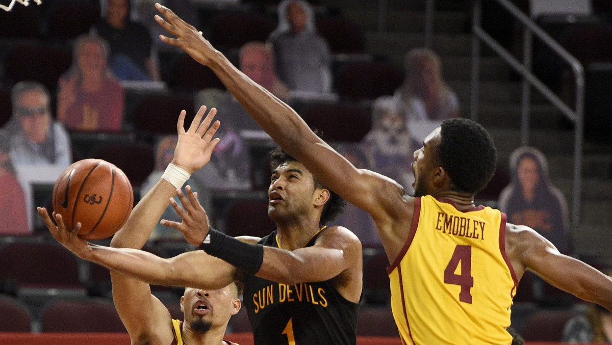 The rangy Mobley was the Pac-12 Defensive Player of the Year in his only season at USC.