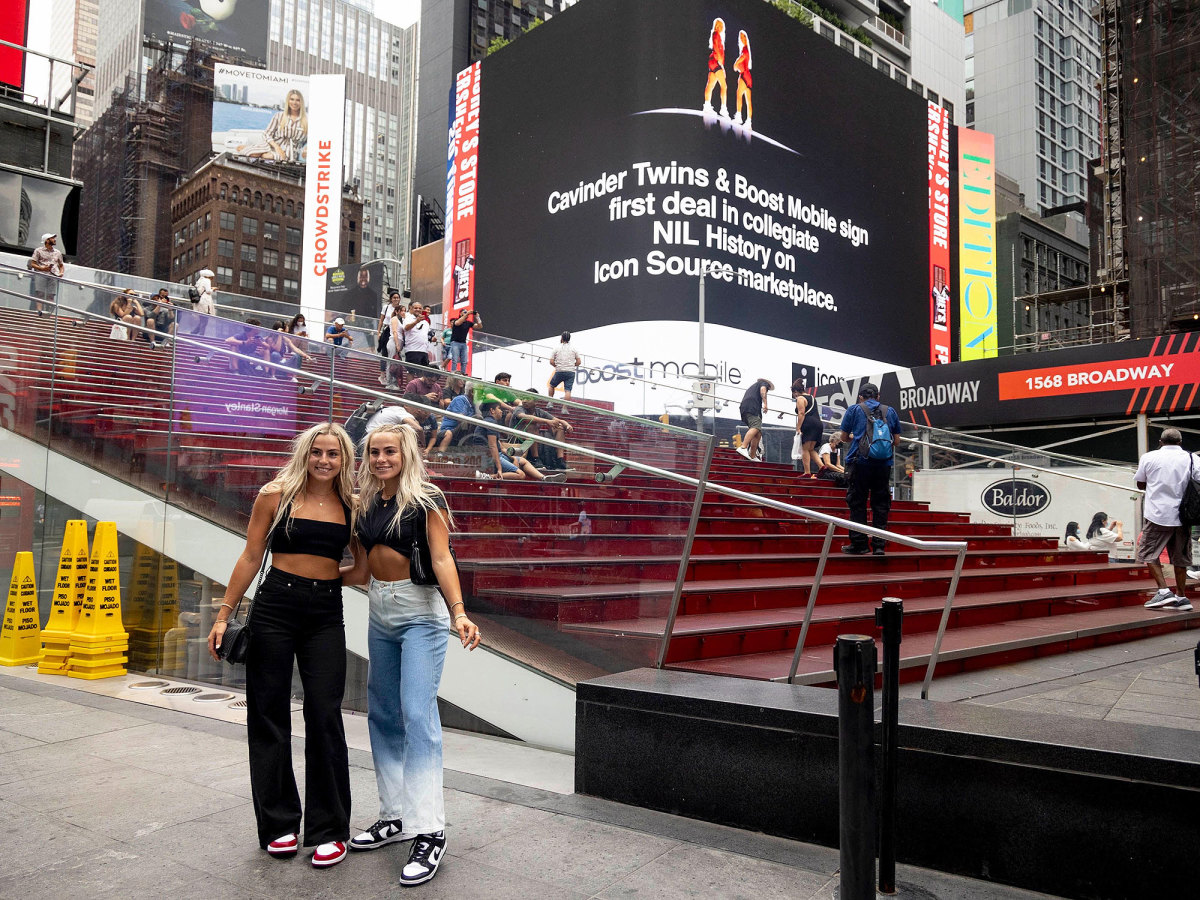 Cavinder twins pose in Times Square