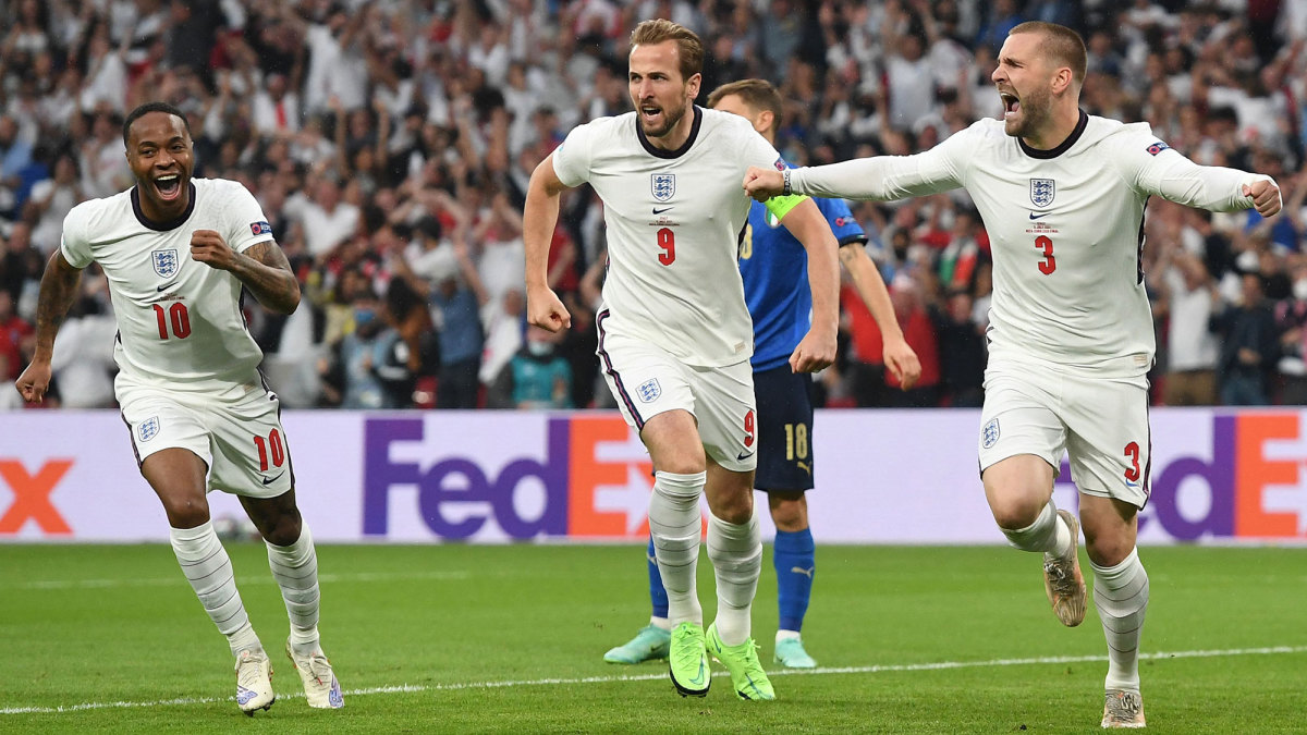 Luke Shaw scores for England at the Euro 2020 final