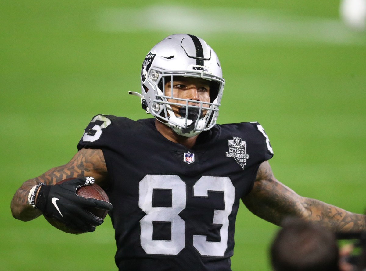 Las Vegas Raiders Darren Waller to Host Youth Camp - Sports Illustrated Las Vegas Raiders News