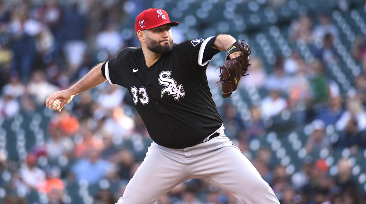 Jul 2, 2021; Detroit, Michigan, USA; Chicago White Sox starting pitcher Lance Lynn (33) pitches the ball during the first inning against the Detroit Tigers at Comerica Park.