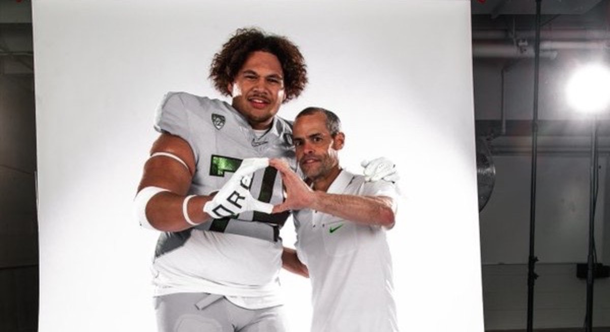 Huskies are 1-for-3 on Homegrown Linemen with Iuli Choosing Oregon