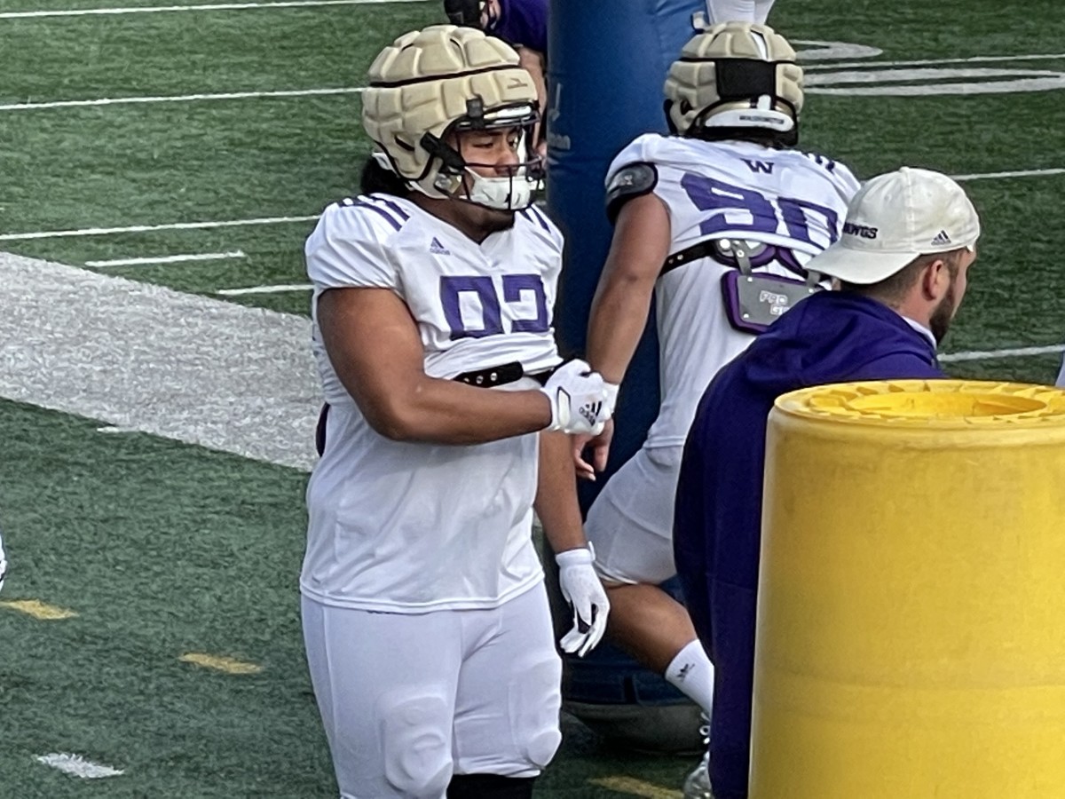 Noa Ngalu Couldn't Lose in the Washington Husky Spring Game Sports