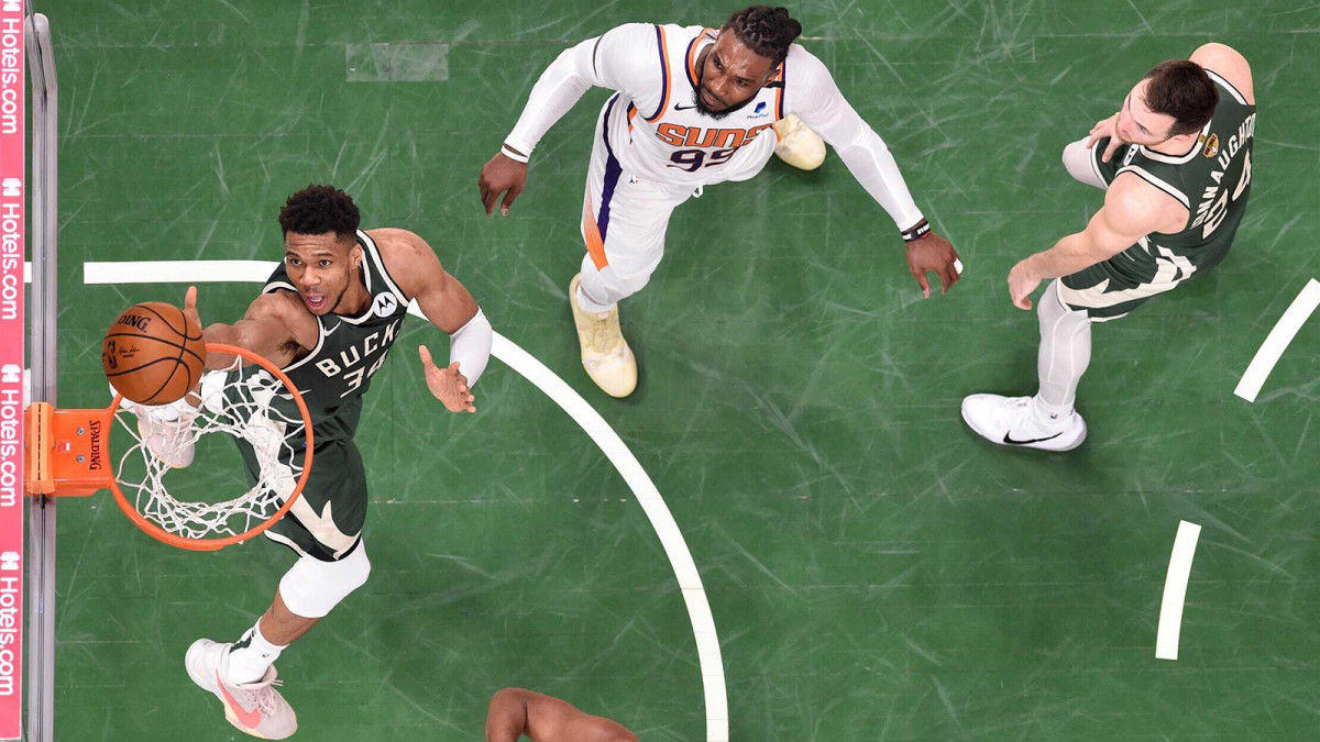 Giannis Antetokounmpo attempts lay up against the Suns in the NBA Finals