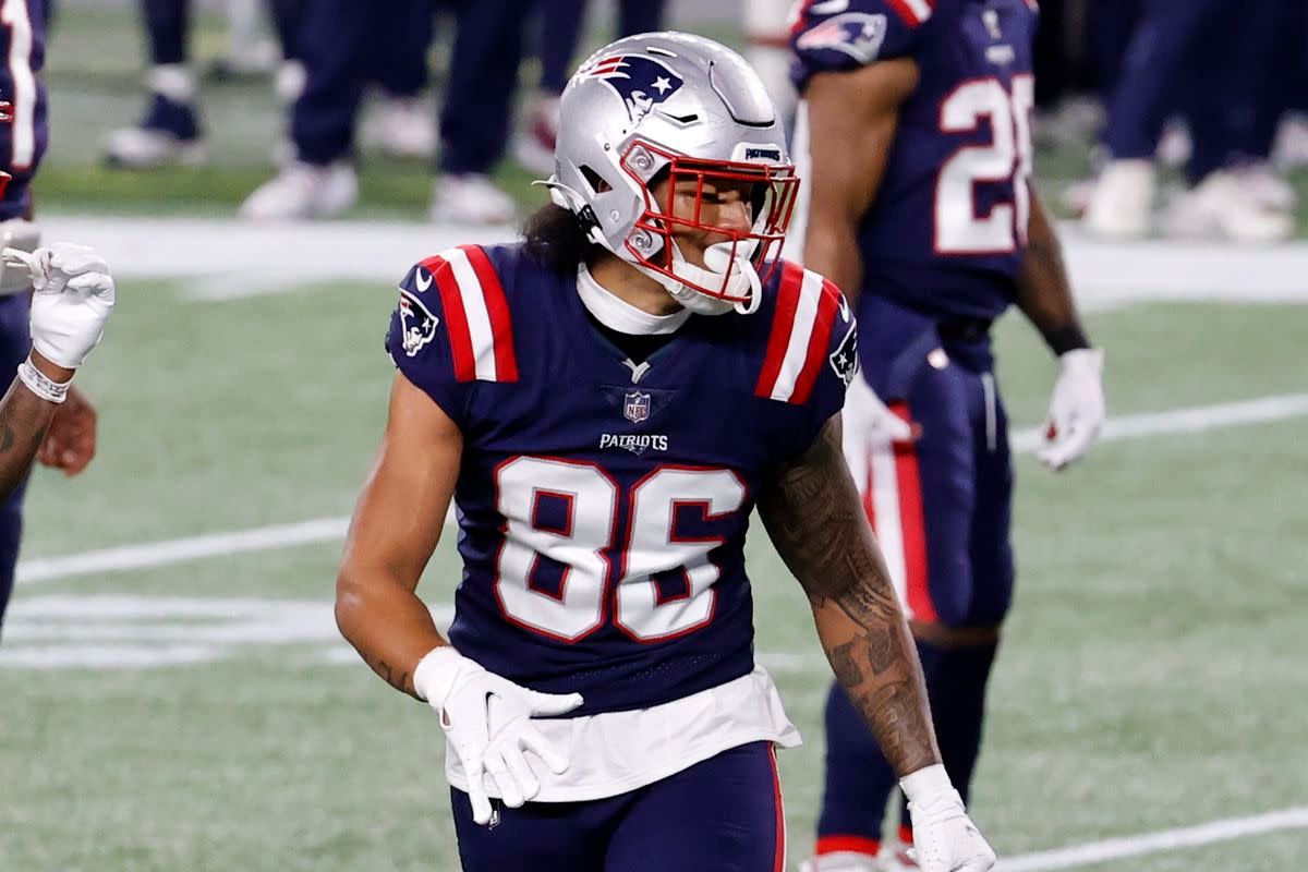 Patriots TE Devin Asiasi