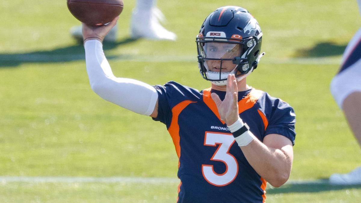 Denver Broncos quarterback Drew Lock (3) during training camp at UCHealth Training Complex.