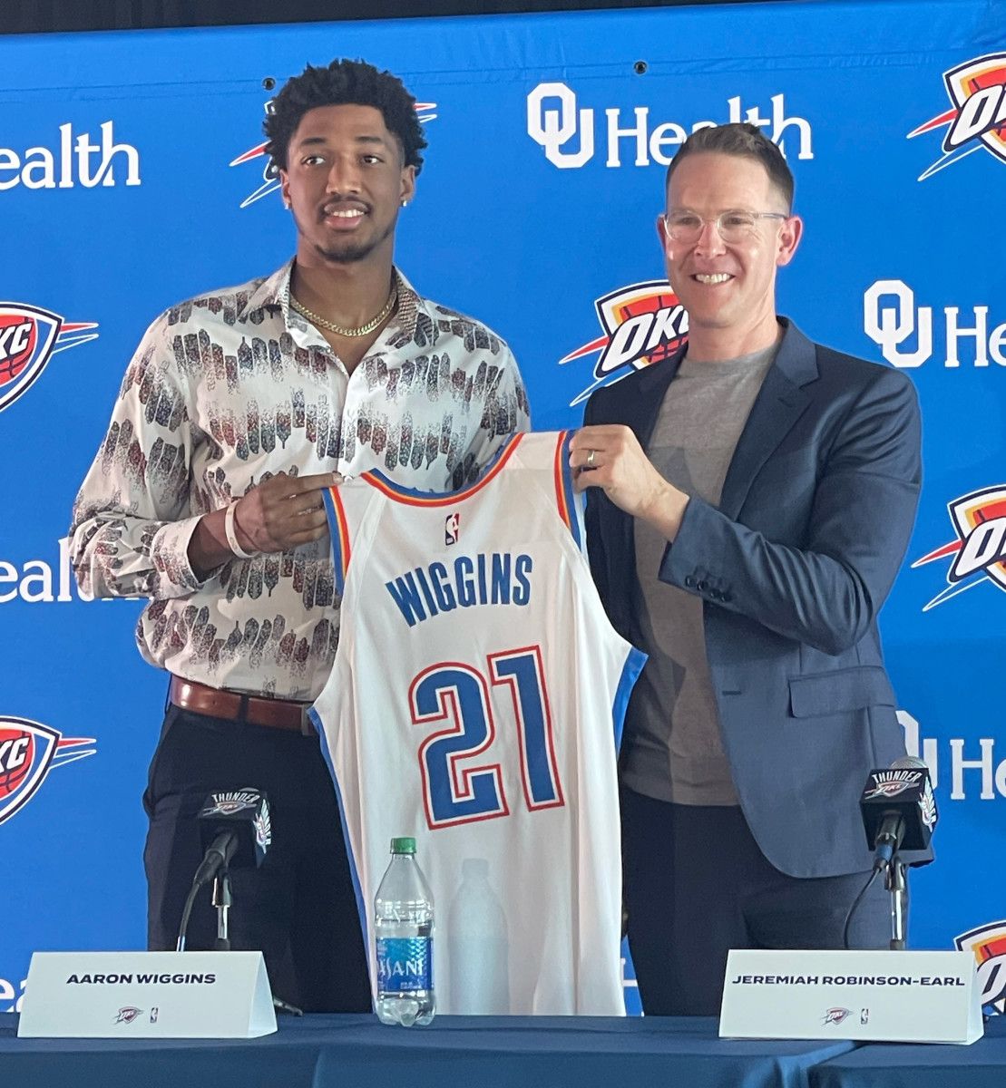 Aaron Wiggins, Sam Presti