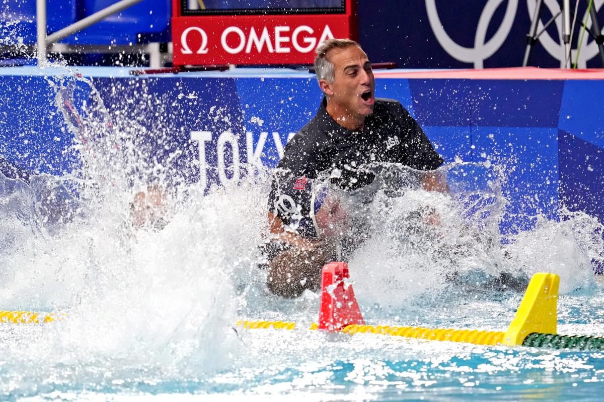 water-polo-coach-win