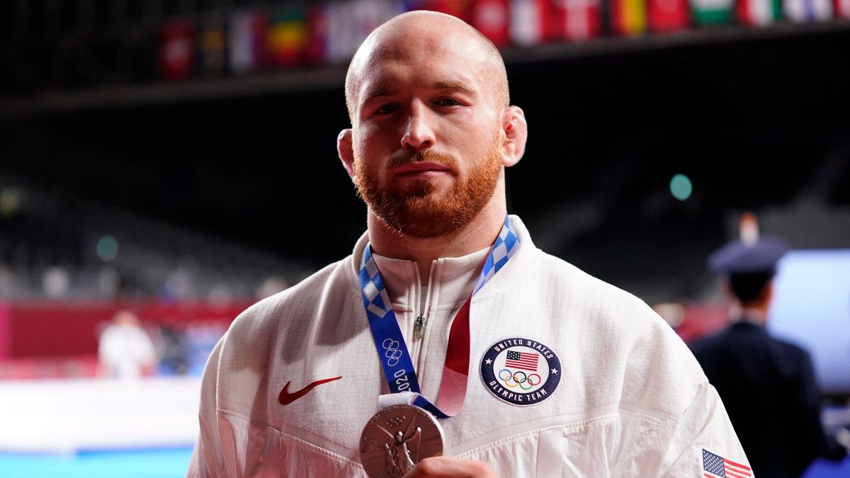 Ohio State's Kyle Snyder Wins Third Yarygin Grand Prix Title - Sports Illustrated Ohio State Buckeyes News, Analysis and More - Vimarsana News