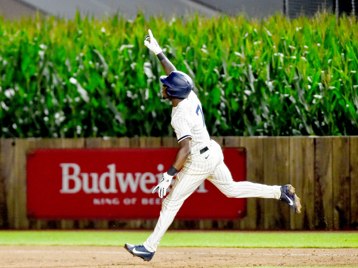 Field of Dreams game delivers cinematic moments worthy of movie